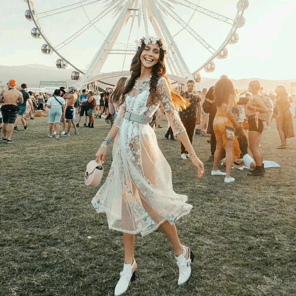 Meet your Posher, Antonia